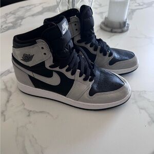 Air Jordan 1 Retro Black & Grey